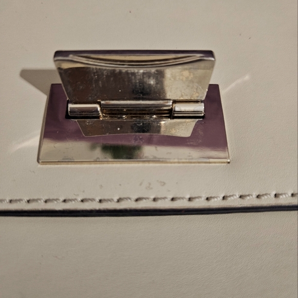 Kate Spade Cream Leather Satchel/Crossbody - Picture 11 of 16